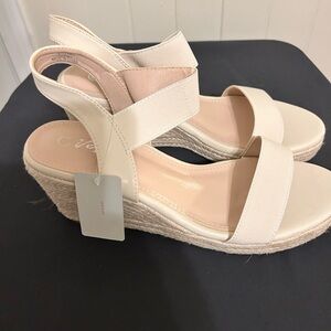 NWT Vepose Wedge Platform Espadrilles/Size 10